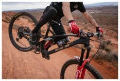 Fasthouse Hooper MTB Knee Pads -Motorcycle Equipment Store fasthouse hooper mtb knee pads black 4